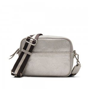 Clarks Kierra Strap Τσάντες Cross Body γυναικεια γκρι μεταλλικός | GR702619